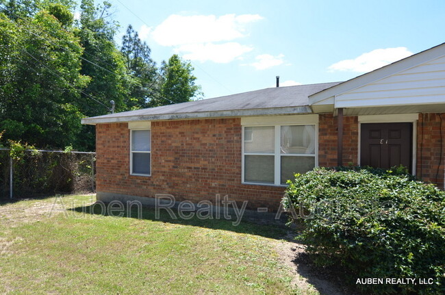 2311 Walden Dr in Augusta, GA - Building Photo - Building Photo