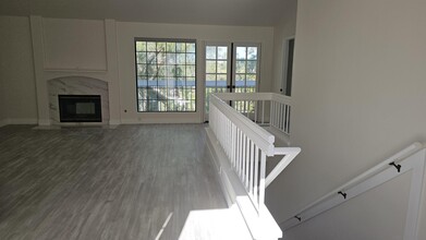 16352 Avenida Venusto in San Diego, CA - Building Photo - Building Photo