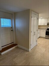 11 Cunningham Rd, Unit 1 in Gloucester, MA - Foto de edificio - Building Photo