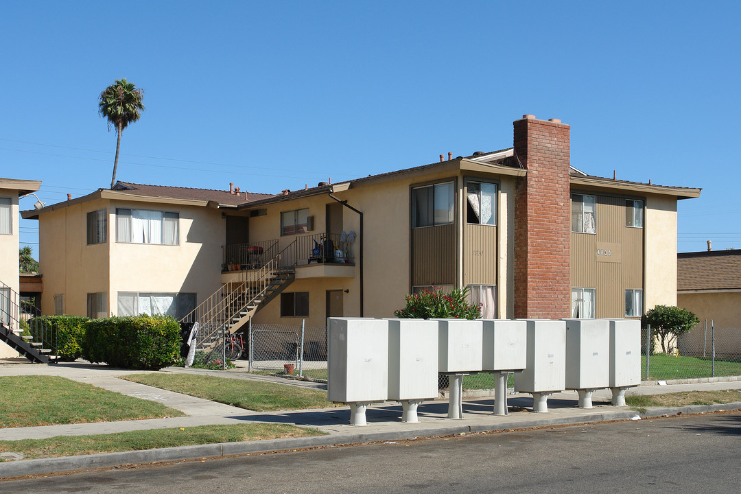 4830 Terrace Ave in Oxnard, CA - Building Photo