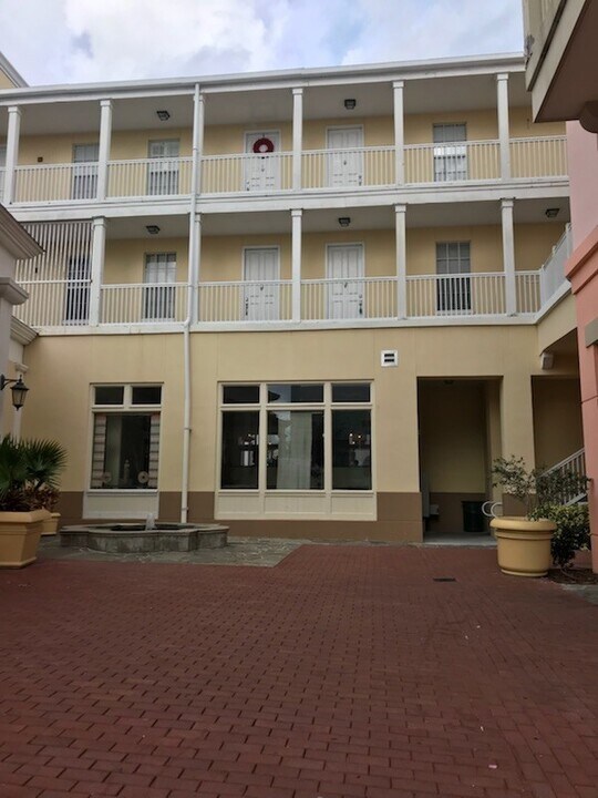 600 Market St in Kissimmee, FL - Building Photo