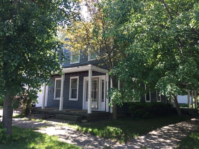 property at 425 Hickory St