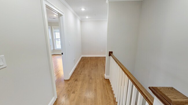 124 Pearl St, Unit 1