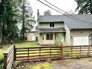 2313 48th St NW in Gig Harbor, WA - Foto de edificio - Building Photo