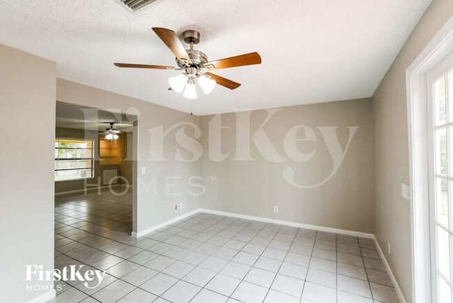 164 Santa Monica Ave in Royal Palm Beach, FL - Building Photo - Building Photo