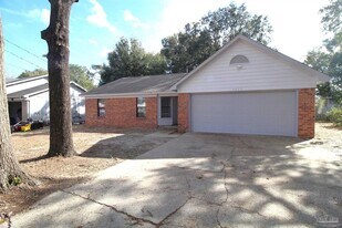 4929 Randee Cir in Pensacola, FL - Building Photo