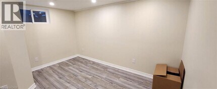 53 Laird Dr in Hamilton, ON - Building Photo - Building Photo