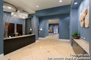 215 Center St in San Antonio, TX - Foto de edificio - Building Photo