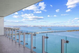 700 NE 26th Ter, Unit 3602 in Miami, FL - Building Photo