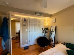 16 Lawn St, Unit B in Boston, MA - Foto de edificio - Building Photo