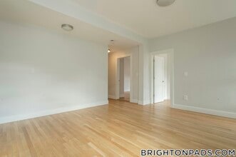 31 South St, Unit 7 in Boston, MA - Foto de edificio - Building Photo
