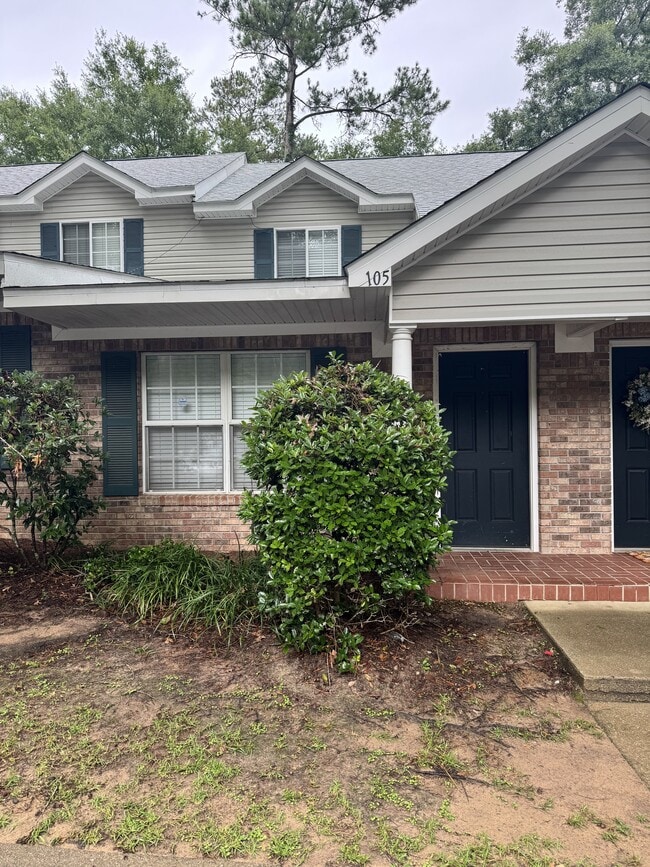 property at 2738 W Tharpe St