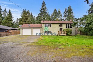 603 27th Ave SE in Puyallup, WA - Building Photo