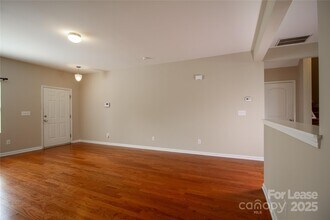 824 Summerlake Dr in Fort Mill, SC - Building Photo - Building Photo