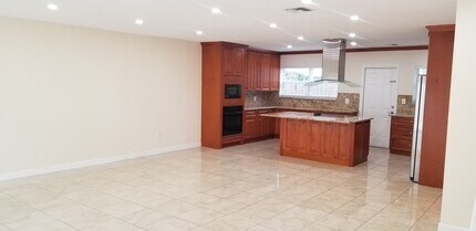 802 Raymond St in Miami Beach, FL - Foto de edificio - Building Photo