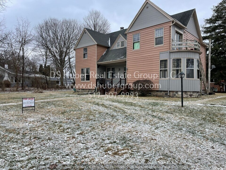 232 State St-Unit -4 in Eaton Rapids, MI - Building Photo