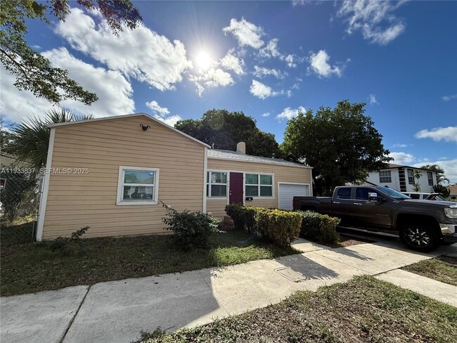 816 5th St in West Palm Beach, FL - Building Photo - Building Photo