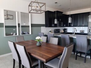 1027 Splash Shot Pl in Davenport, FL - Building Photo - Building Photo