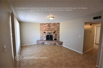 5620 S La Rosa Dr in Tempe, AZ - Building Photo - Building Photo