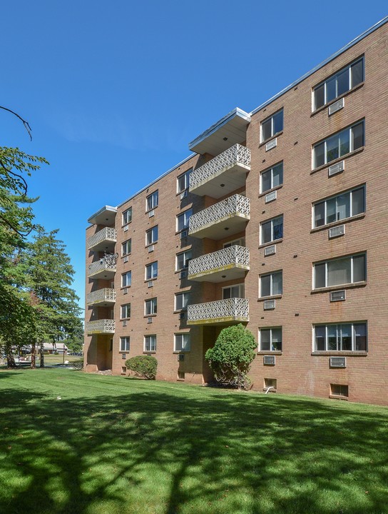 Norriton East Apartments in Norristown, PA - Building Photo