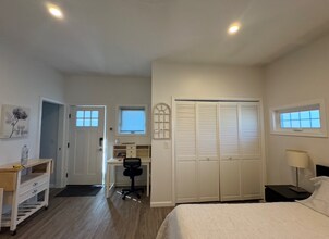 8489 Larch Ave, Unit B in Cotati, CA - Building Photo - Building Photo