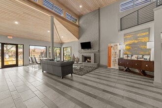 Trinity Village Apartments in Dallas, TX - Building Photo - Building Photo