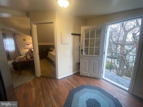 3611 Annapolis Rd in Halethorpe, MD - Building Photo - Building Photo