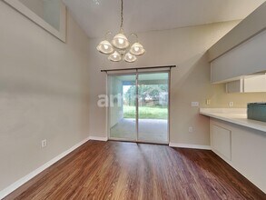 152 Seven Oaks Dr in Mulberry, FL - Foto de edificio - Building Photo