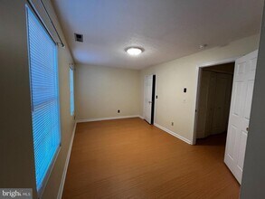 2906 Sorrell Ct in Winchester, VA - Building Photo - Building Photo