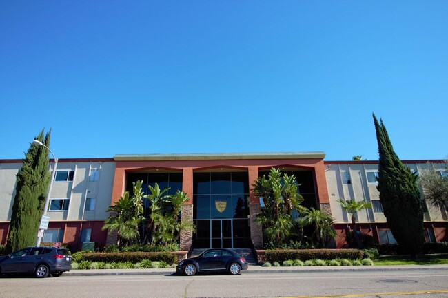 property at 400 N Acacia Ave