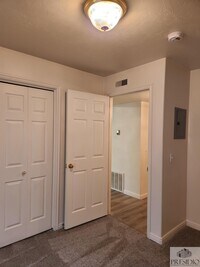 1514 S 175 E St photo'