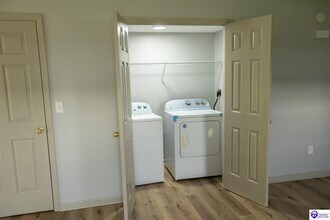 101 Poplar Cir in Radcliff, KY - Building Photo - Building Photo