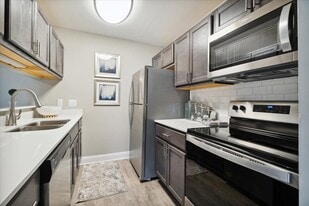 Ridgewood Apartments