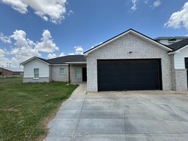5738 Lehigh St in Lubbock, TX - Building Photo