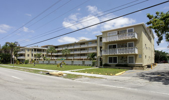 375 S Royal Poinciana Blvd Apartments