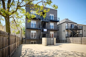1338 W Cullerton St in Chicago, IL - Building Photo - Building Photo