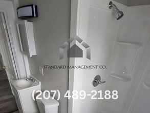 18 Summer St in Waterville, ME - Building Photo - Building Photo