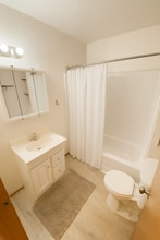 413 S 5th St in Selah, WA - Building Photo - Building Photo