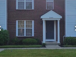 2444 Ogden Way in Lexington, KY - Building Photo - Building Photo