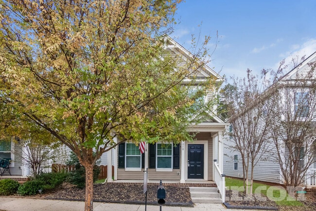 7030 McLothian Ln in Huntersville, NC - Foto de edificio - Building Photo