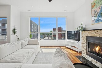 1719 N Western Ave in Chicago, IL - Building Photo - Building Photo