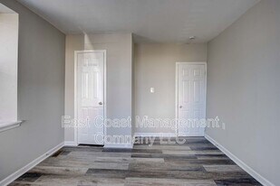 2860 W Baltimore St in Baltimore, MD - Building Photo