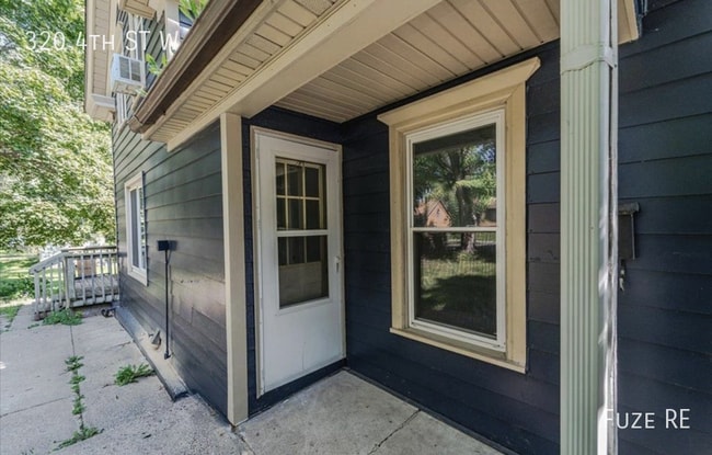 property at 320 4th St W