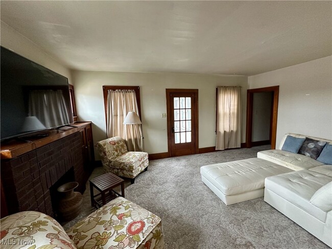 property at 783-785 E Exchange St