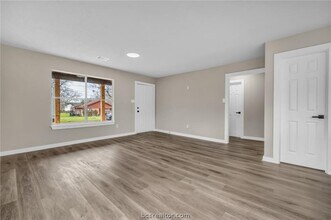 1103 Phoenix St in College Station, TX - Building Photo - Building Photo