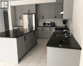 1466 Stovell Cres in Innisfil, ON - Building Photo - Building Photo