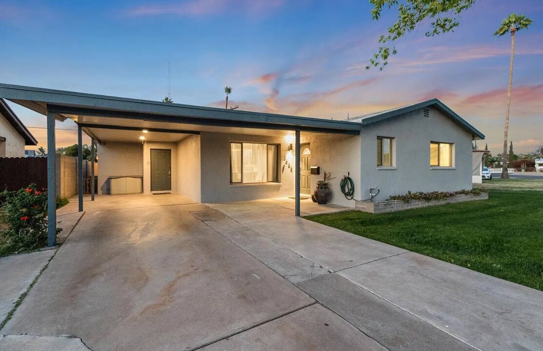 3622 E Sheridan St in Phoenix, AZ - Building Photo