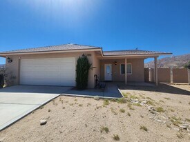 74483 Twilight Dr in Twentynine Palms, CA - Building Photo