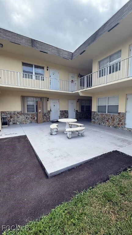 property at 1449 N 14th Way