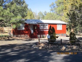 2960 W Whipple St in Show Low, AZ - Building Photo